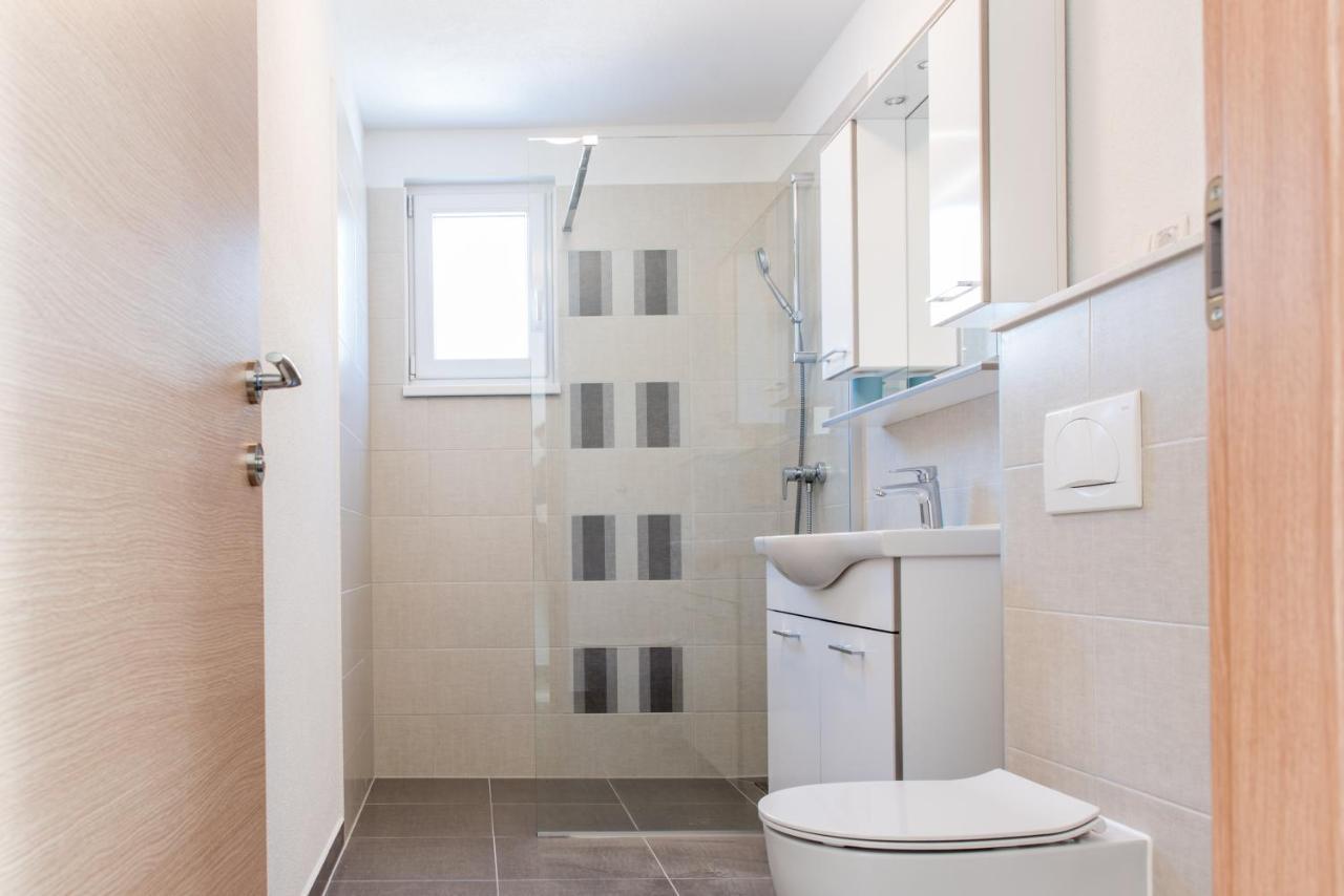 Kaštel Stari Apartments Zilic מראה חיצוני תמונה
