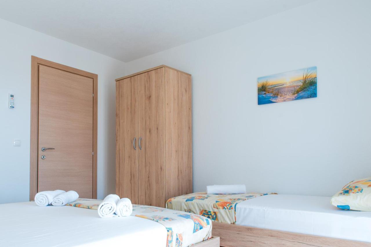 Kaštel Stari Apartments Zilic מראה חיצוני תמונה
